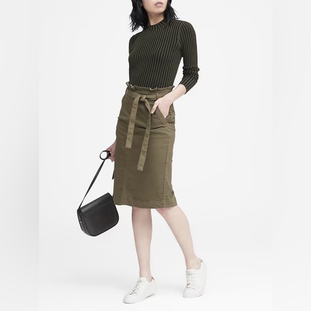 Banana Republic paper-bag waist skirt
